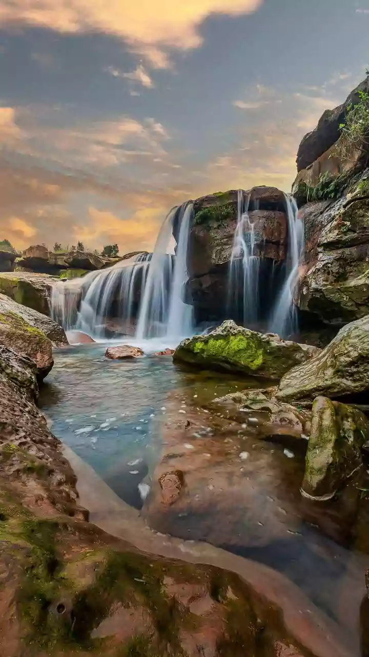 Offbeat Monsoon Escapes Near Pune And Mumbai Lead To Bhandardara Waterfalls