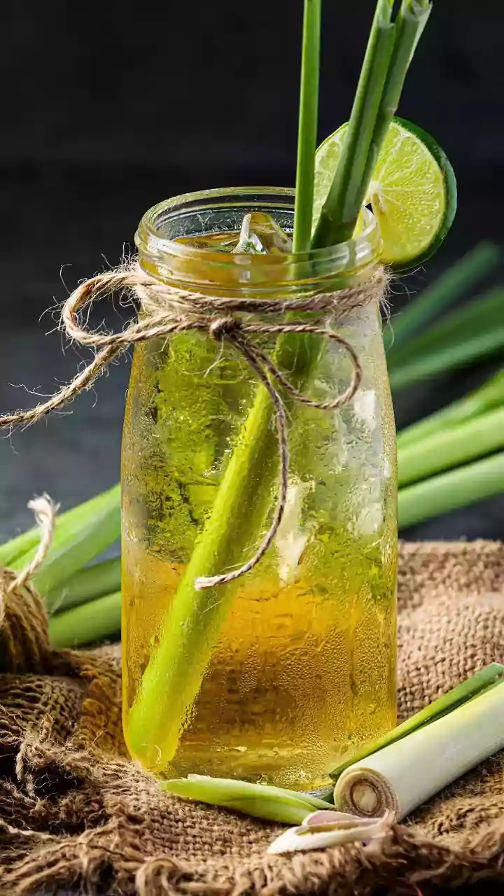 Why skincare enthusiasts are loving lemongrass water