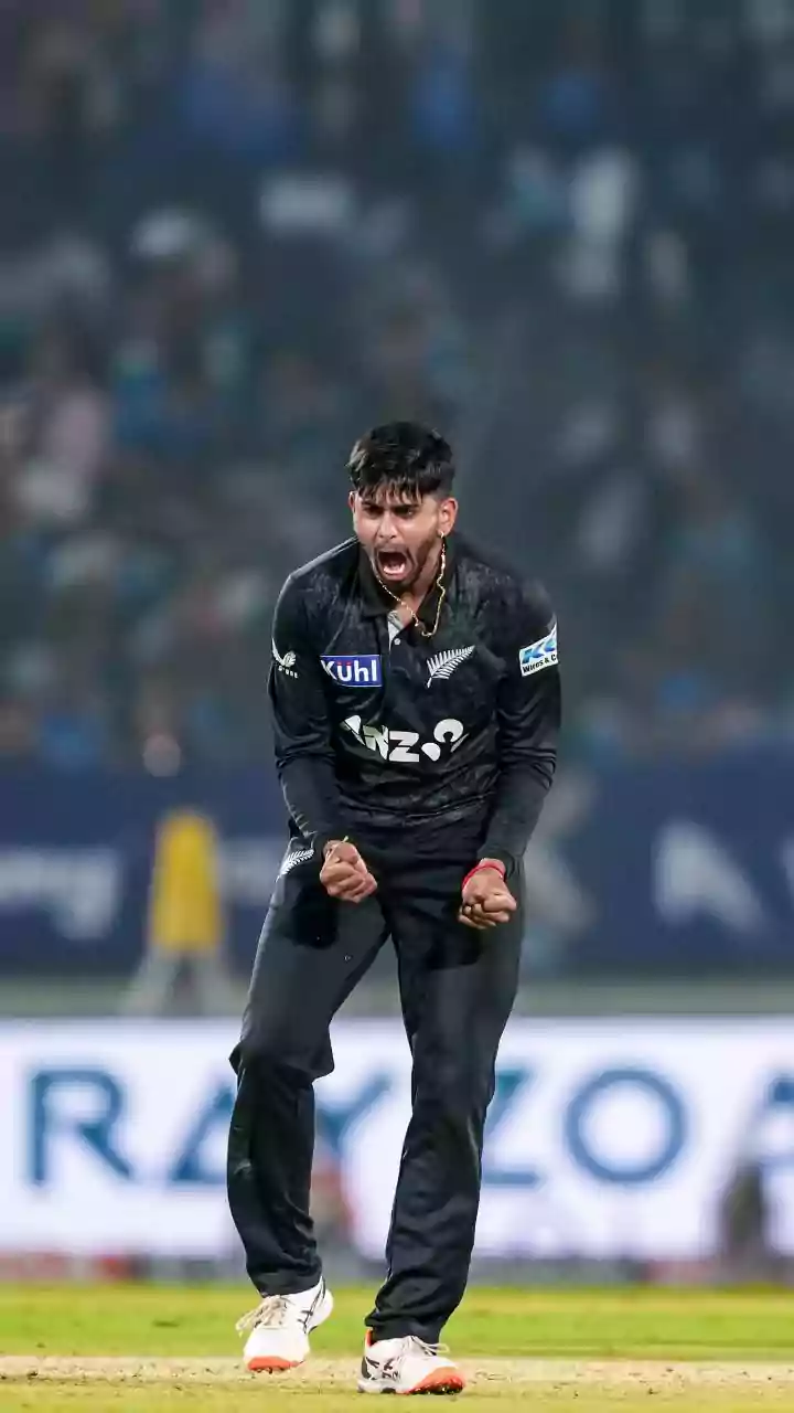 IND vs NZ 2026: CSK fans surround Adithya Ashok for selfies ahead of Rajkot ODI