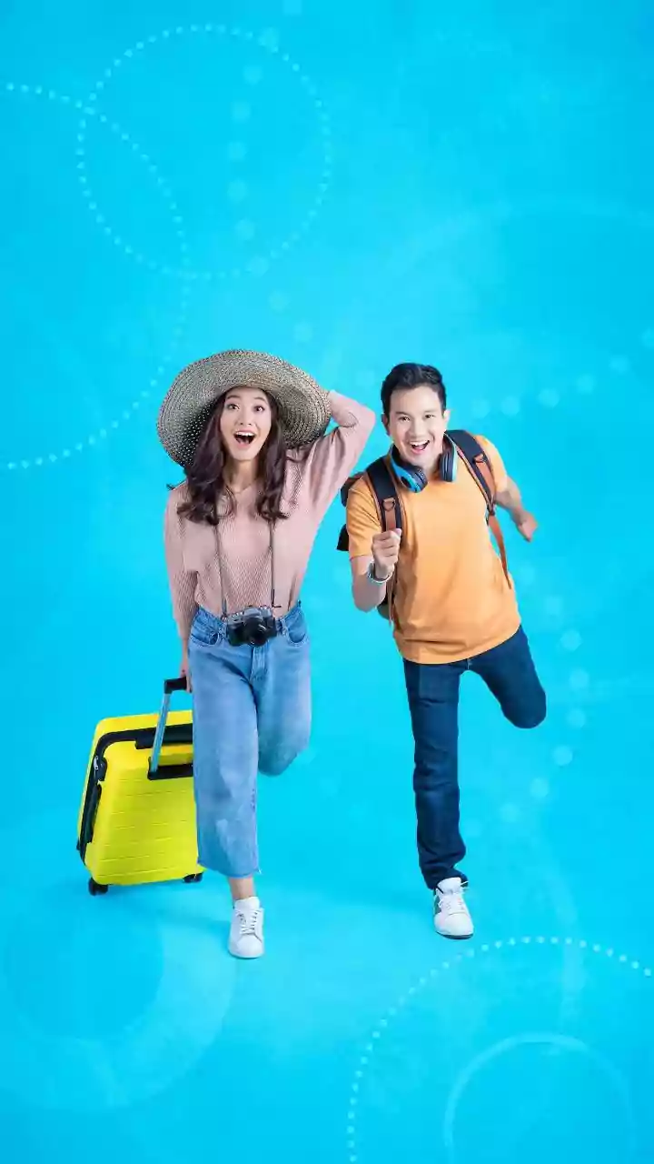 Carrying Multi-Purpose Travel Gear: Pack 5 Items For 7-Day Holidays Easily