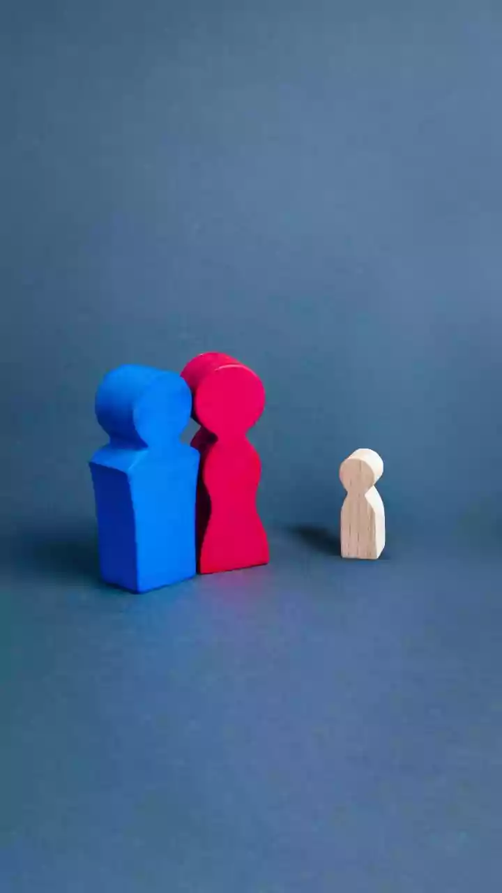 Family Feuds That Made Headlines: Lessons Learned