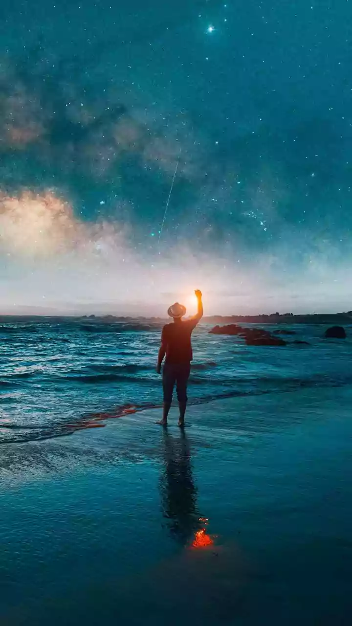 Aquarius Horoscope: Navigating Finances and Family on January 12, 2026