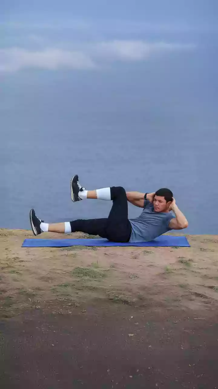 Standing Torso Twists: Controlled Twists Instead Of Fast Jerks