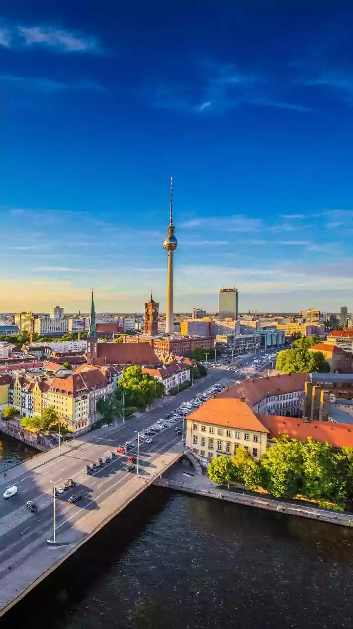 'Not easy but productive': Zelenskyy hails ‘real progress’ in Berlin talks with Trump envoys on security guarantees