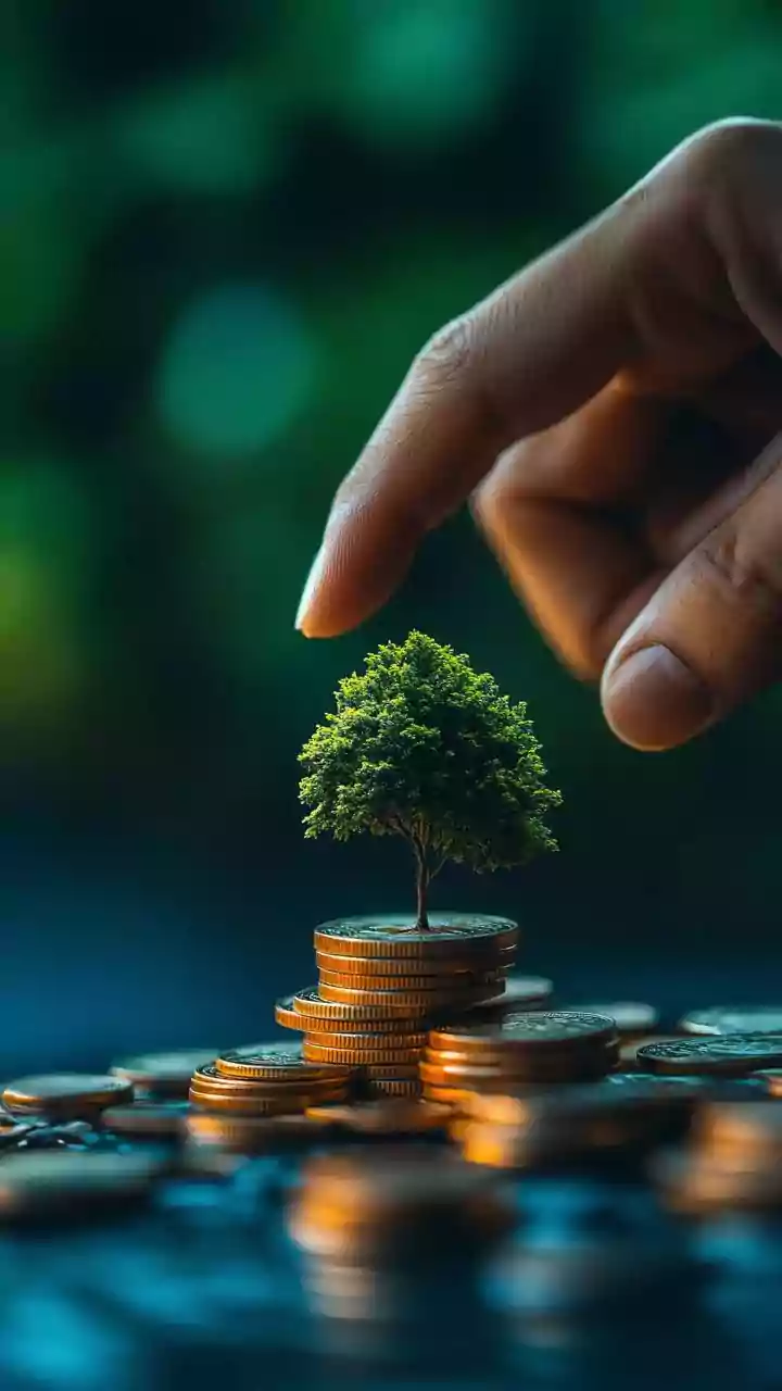 Why Micro-Investing Is Removing Entry Barriers To Financial Protection For First-Time Indian Jobseekers