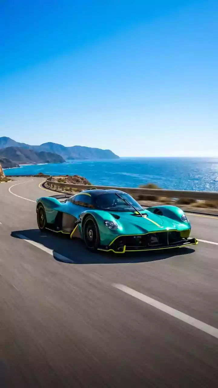 Após falir sete vezes, Aston Martin toma mais R$ 3,74 bilhões emprestados