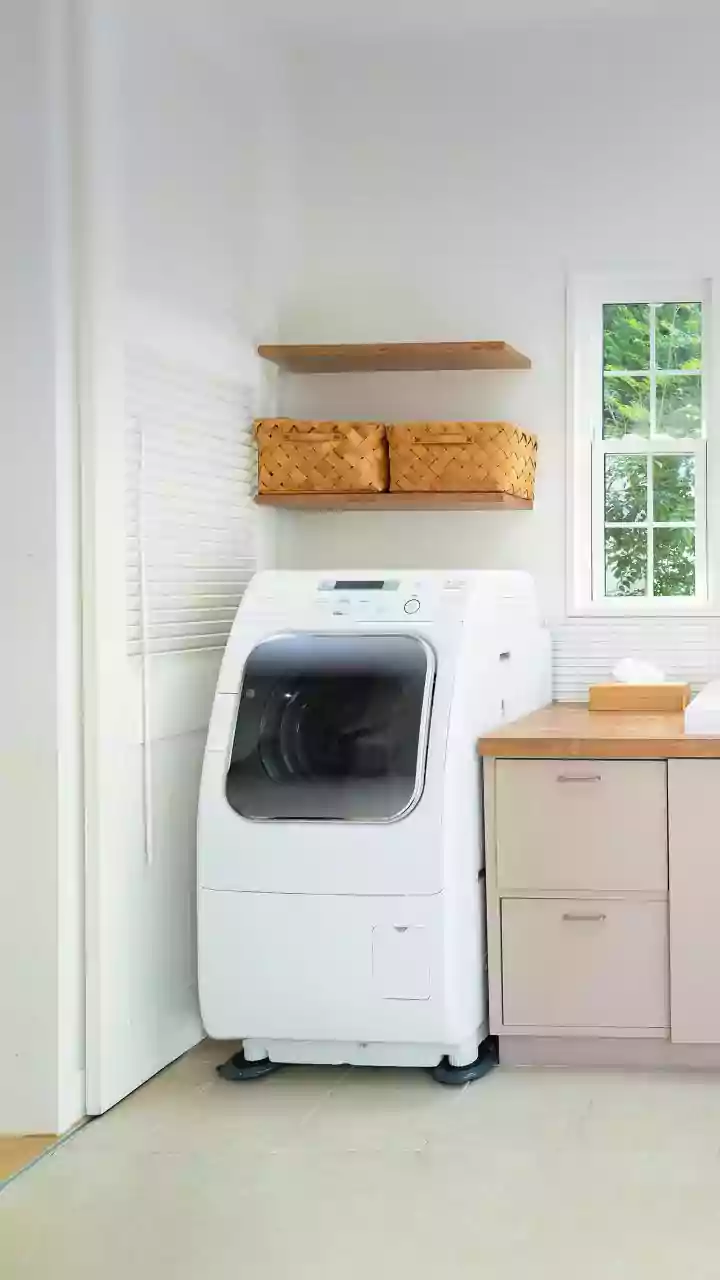 A Shared Laundry Rota Should Change with the Weather