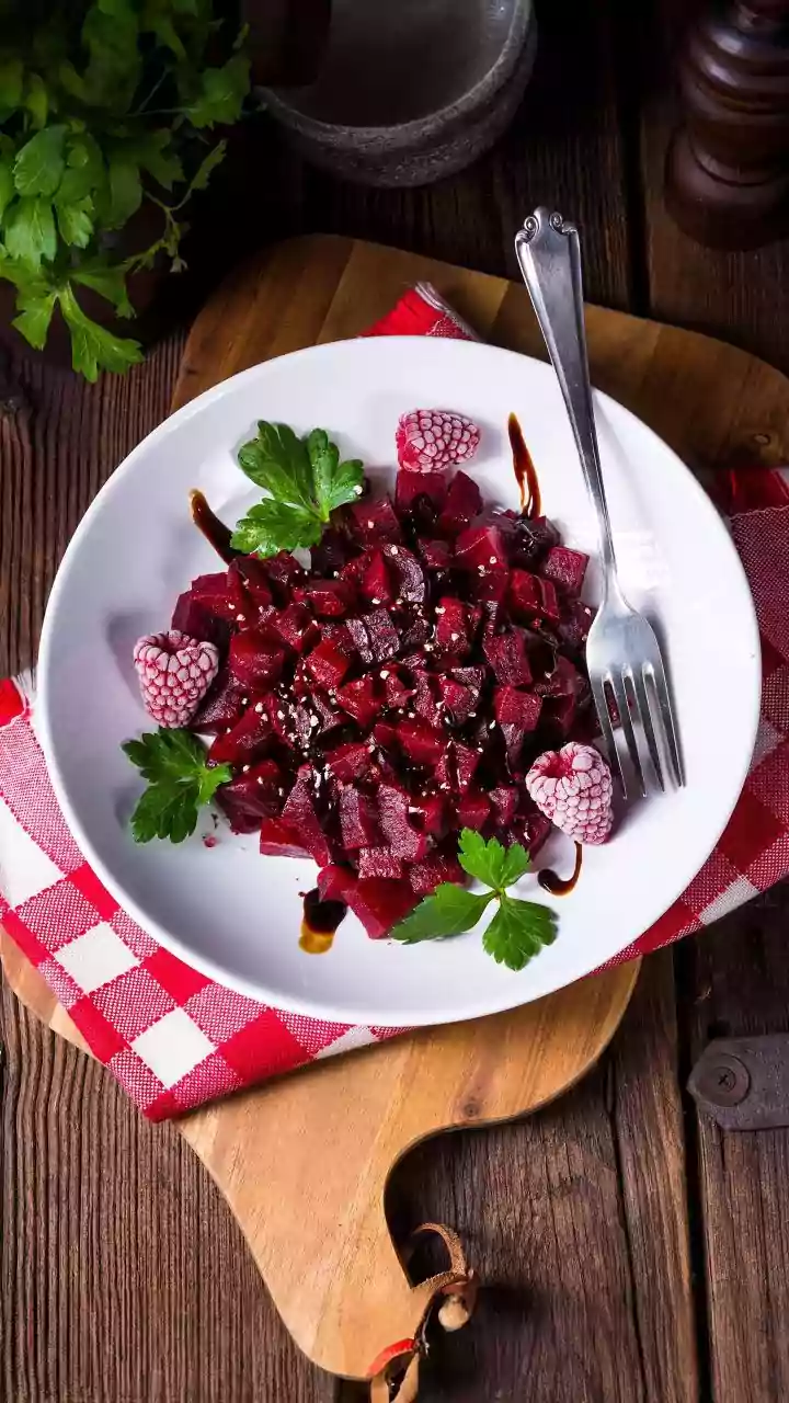 Why Fresh Beetroot Cucumber And Roasted Chana Salad Bowls Improve Skin And Gut Health