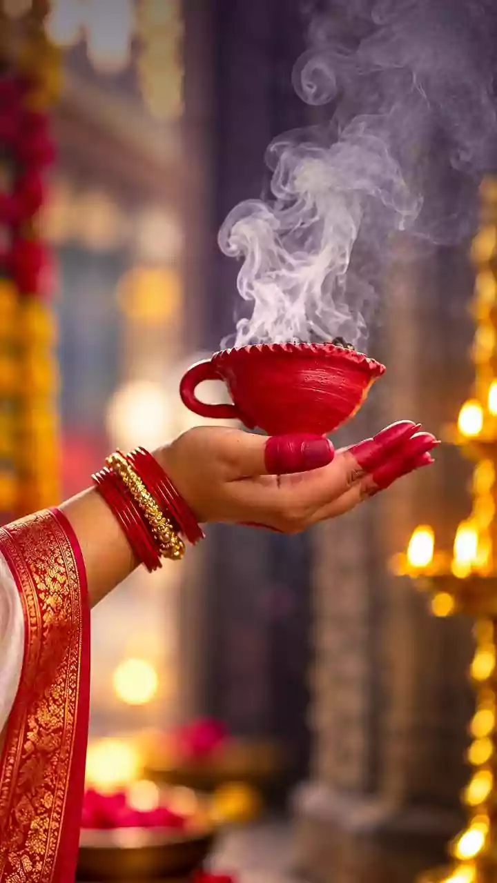 Why Traditional Bhog-Style Khichuri And Labra Offer Comforting Vegetarian Nutrition During Durga Puja