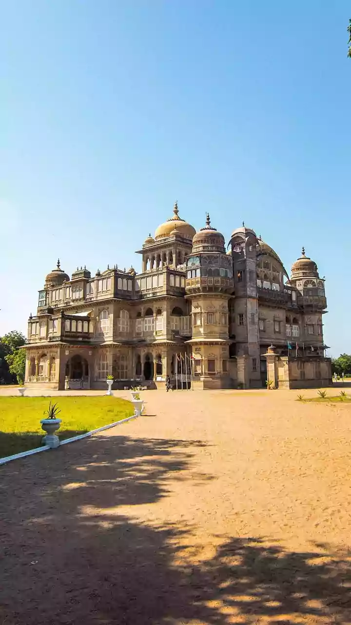 Mewar Royals — Rs 50,000 Crore, Jodhpur Rathods — Rs 22,000 Crore, Baroda Gaekwads — Rs 25,000 Crore; India’s Richest Royal Families In 2026