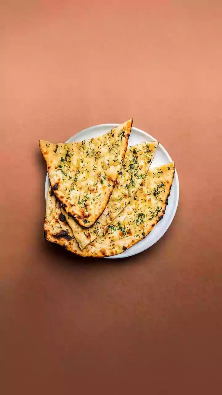 Is Sourdough Garlic Naan the Ultimate Weekend Baking Challenge?
