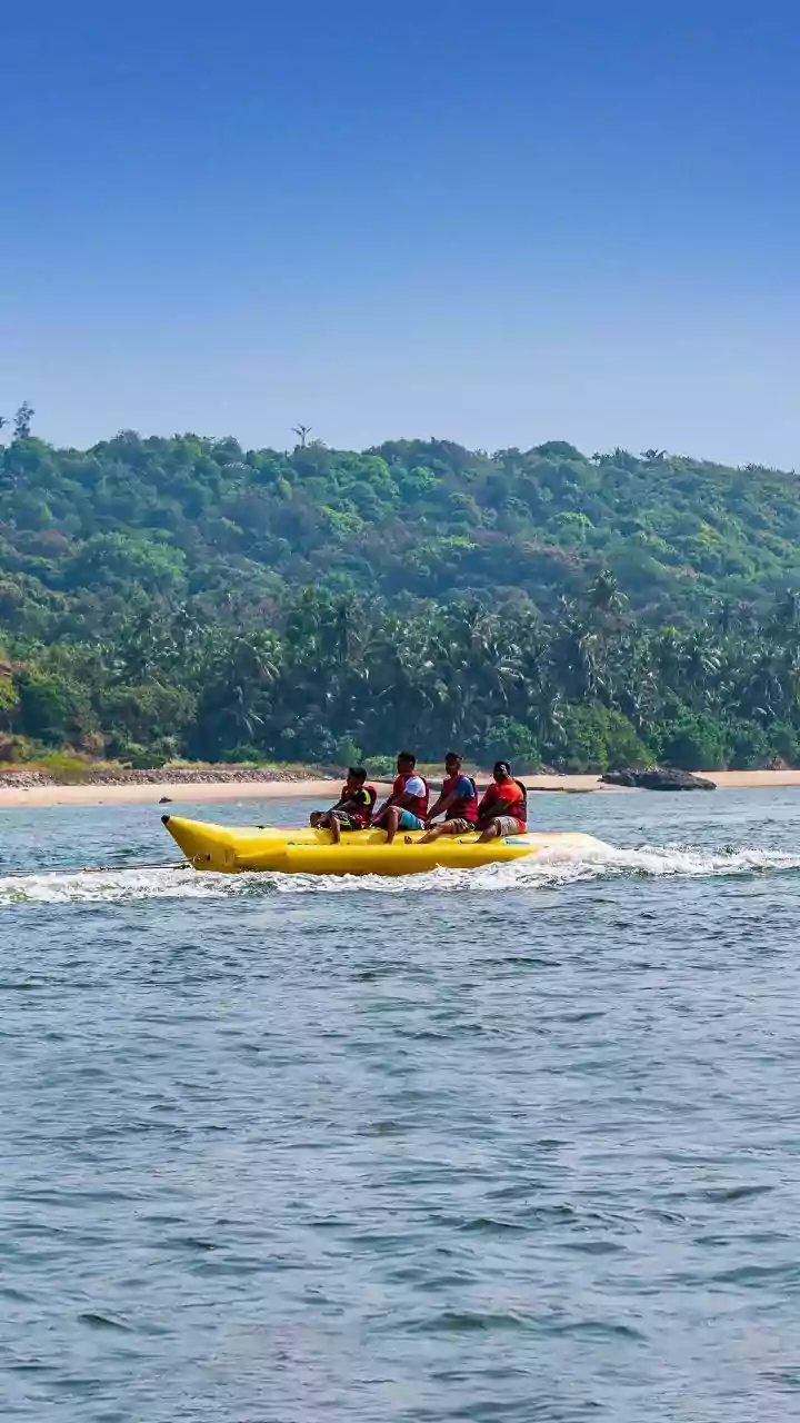 Maharashtra To Start India’s 1st Passenger Submarine Tourism Project Along Konkan Coast In Sindhudurg; Here's All You Need To Know