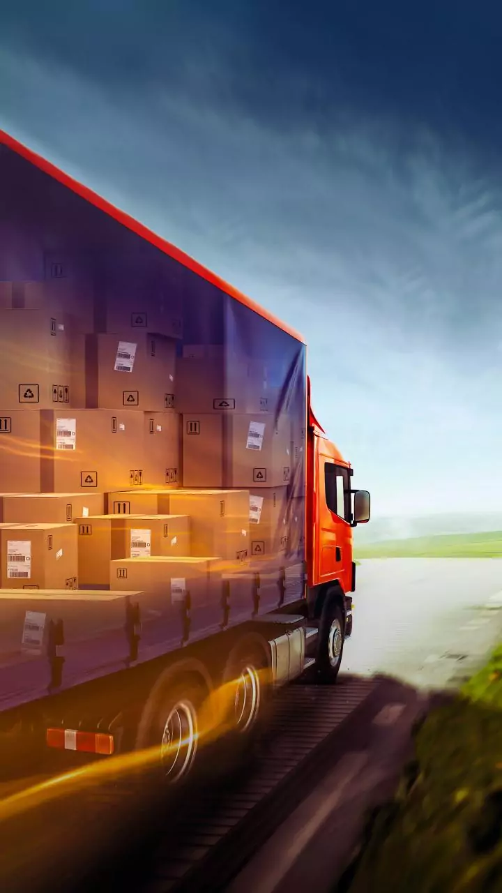 Delhi: Ban on entry of commercial goods vehicles below BS-IV norms kicks in