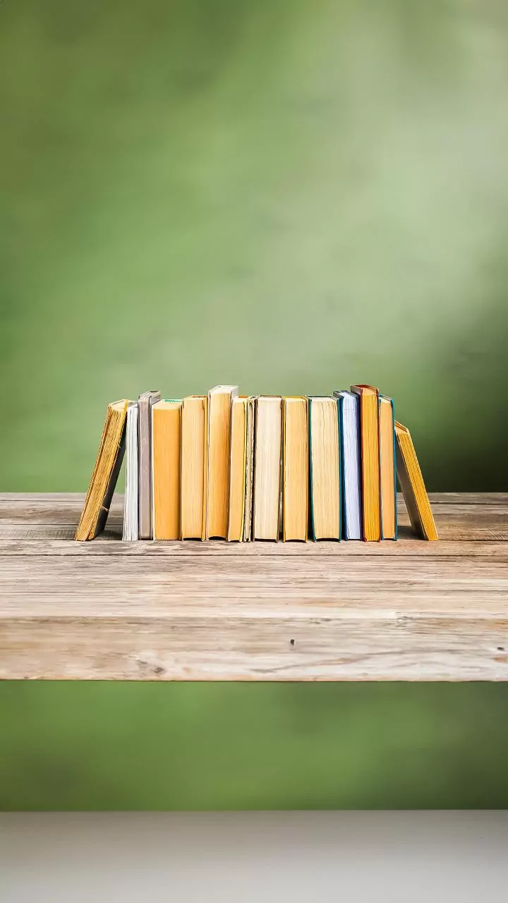 Colleen Hoover clears up health rumors after viral post