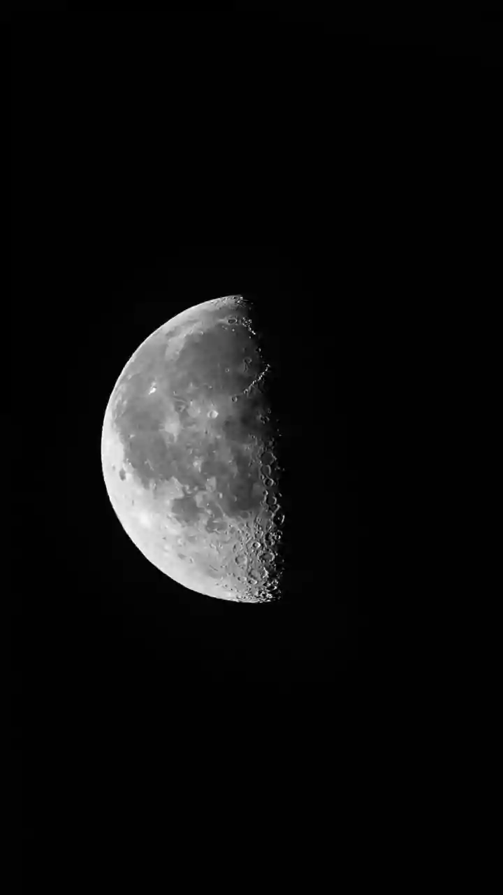 What NASA's Planned Lunar Relay Satellites Reveals About Continuous Communication In Far-Side Lunar Regions