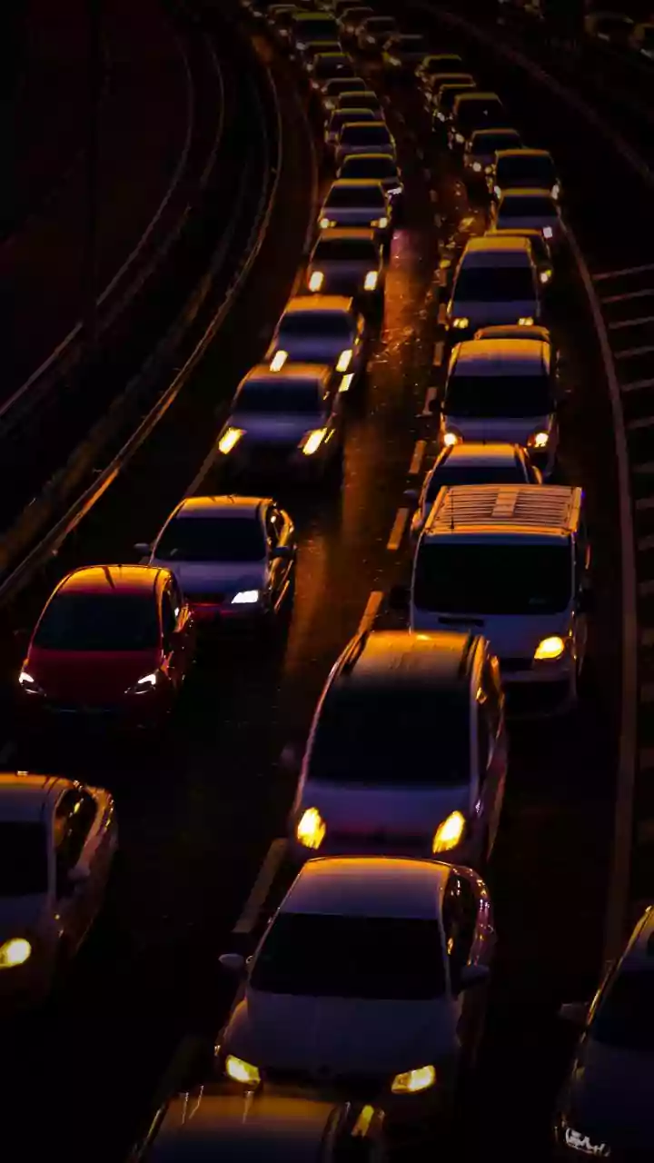 6 Penyebab AC Mobil Panas saat Berhenti, Terutama di Kondisi Macet