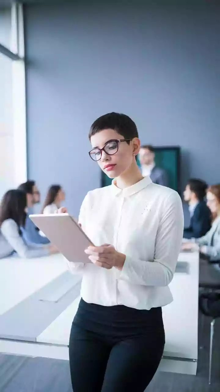 How To Refine Resume Descriptions Using Custom AI Prompts To Impress Modern Recruiters