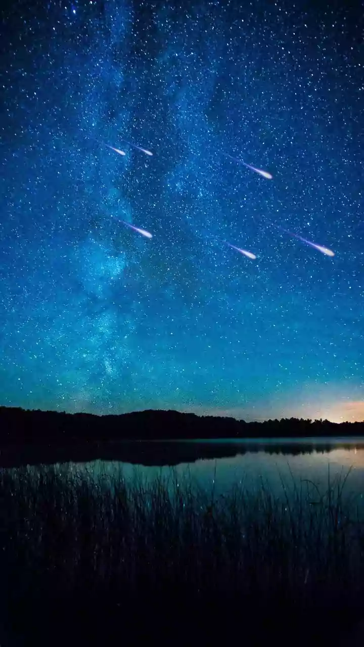 Catch the Celestial Spectacle: Eta Aquarid Meteor Shower Peaks in India!