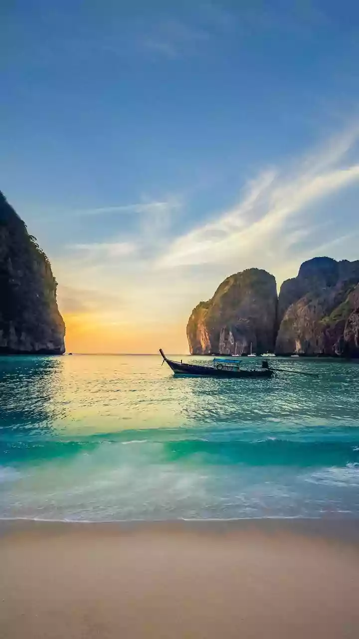 What To Check To Spot Overrated Travel Spots Before Booking