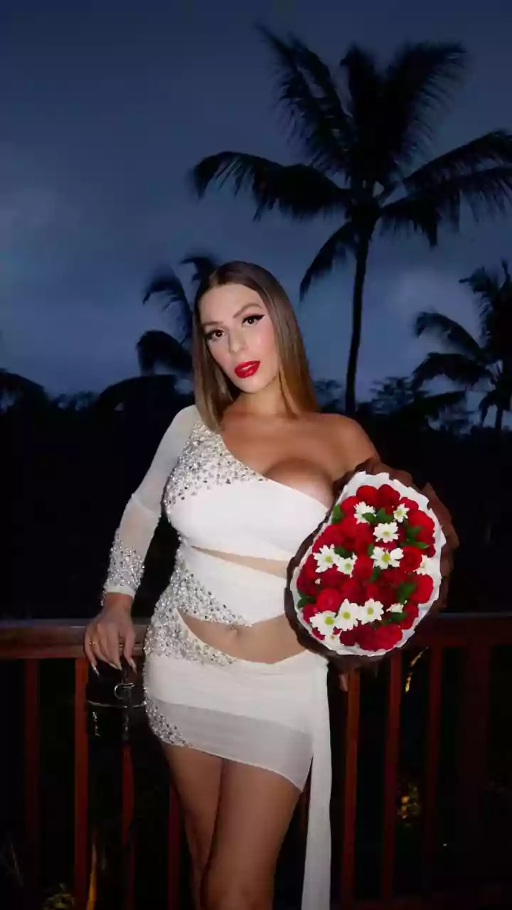Malévola vai de helicóptero à casa de Jojo Todynho e cantora reage.Vejavídeo