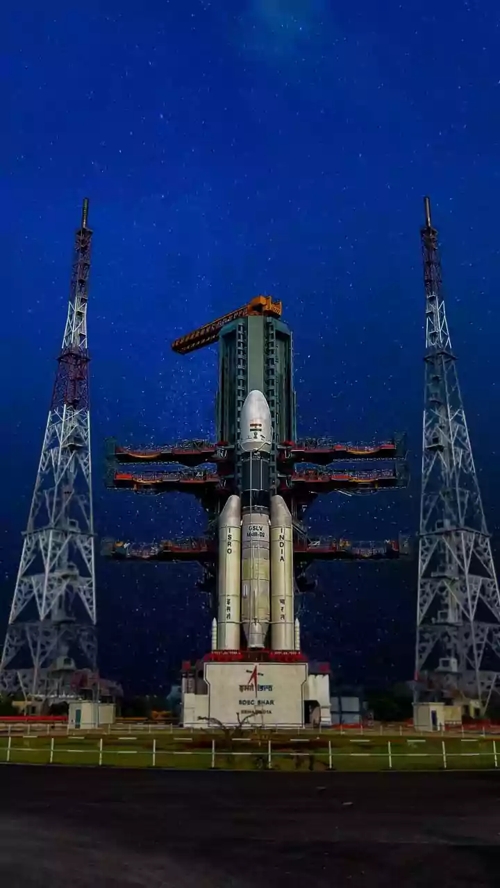 ISRO's SOLVE Rocket Will Test Crew Module Parachutes