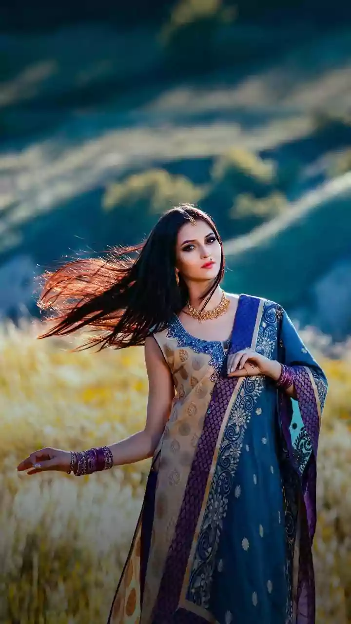 Vintage Summer Fashion Is Getting A Desi Refresh
