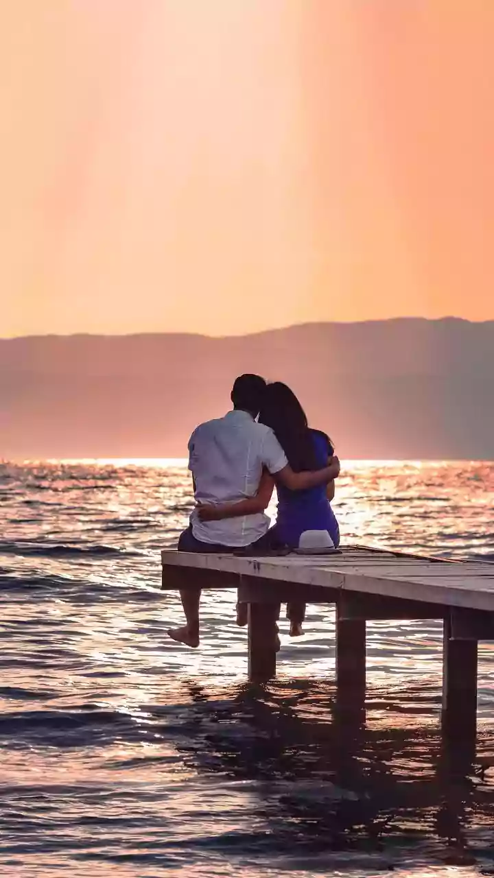 8 Unforgettable Cinematic Duos: Love on Screen!