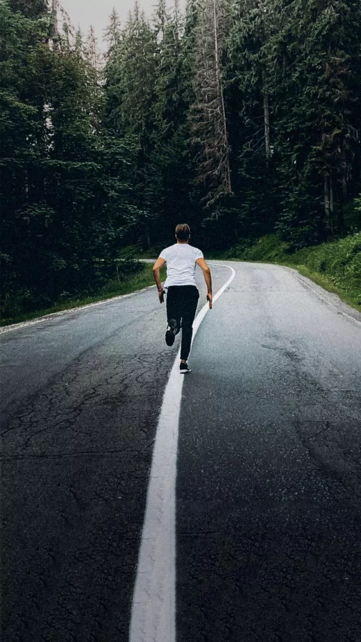 Why Eccentric Exercises Improve Tendon Shock Absorption For Runners On Hilly Roads