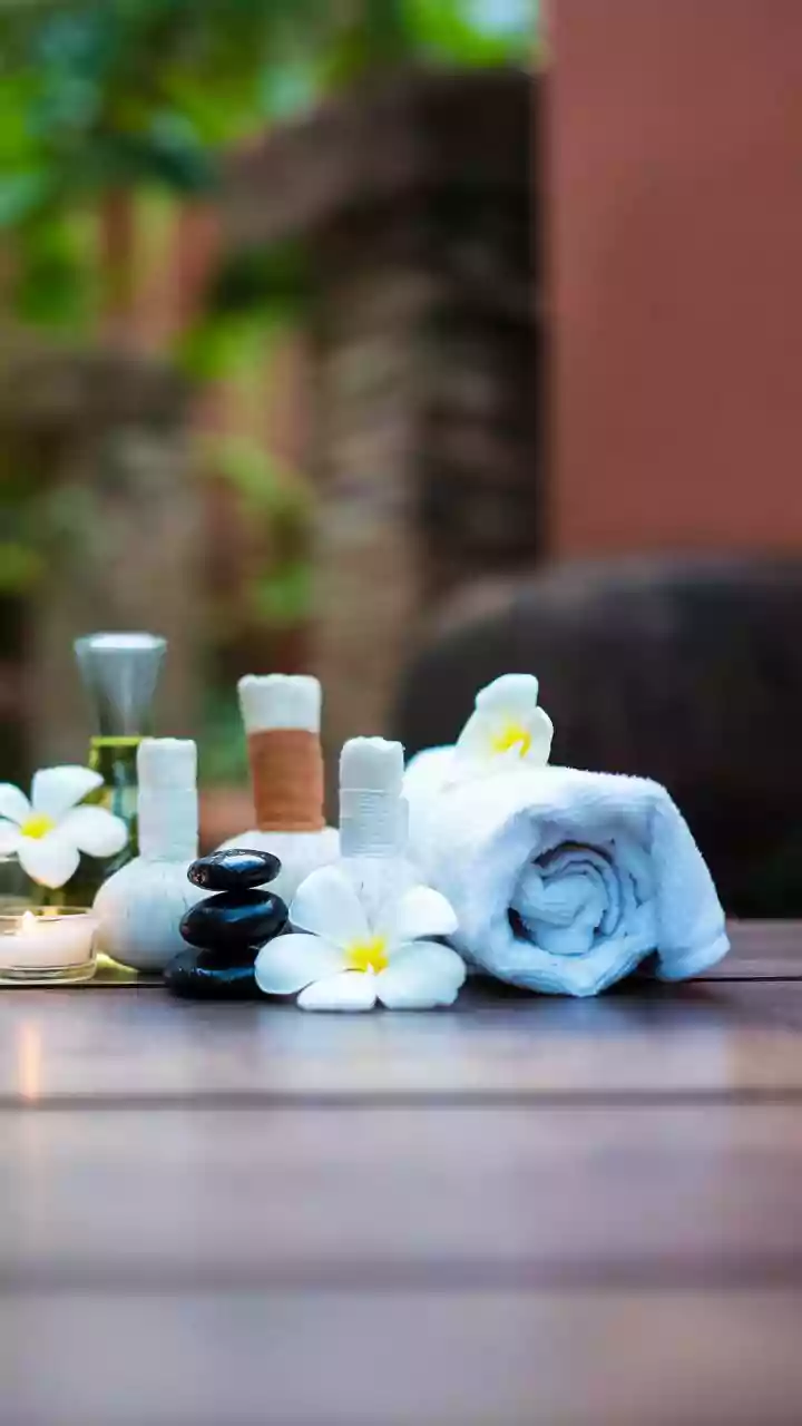 Overworked Millennials Embrace Traditional Kerala Ayurvedic Wellness Retreats For Complete Monsoon Healing