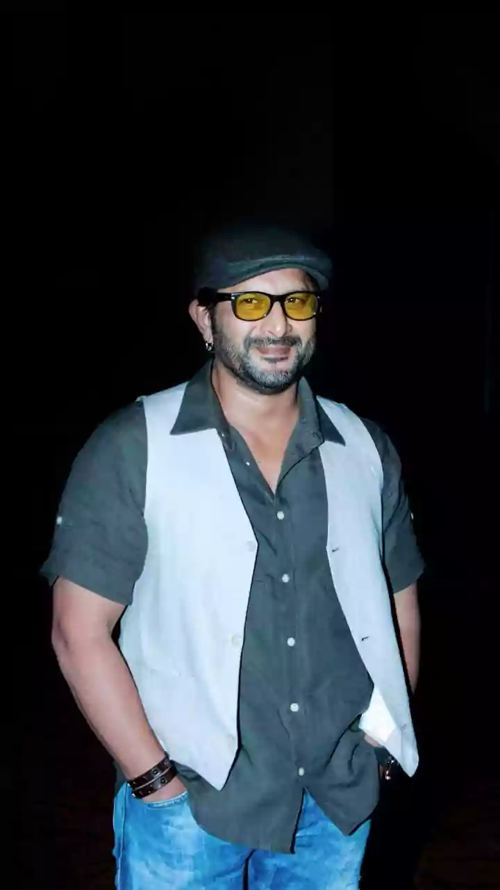 Arshad Warsi’s Playful Jab At Delhi’s Air Quality: ‘Jaa Raha Hoon Carbon Dioxide Lene’