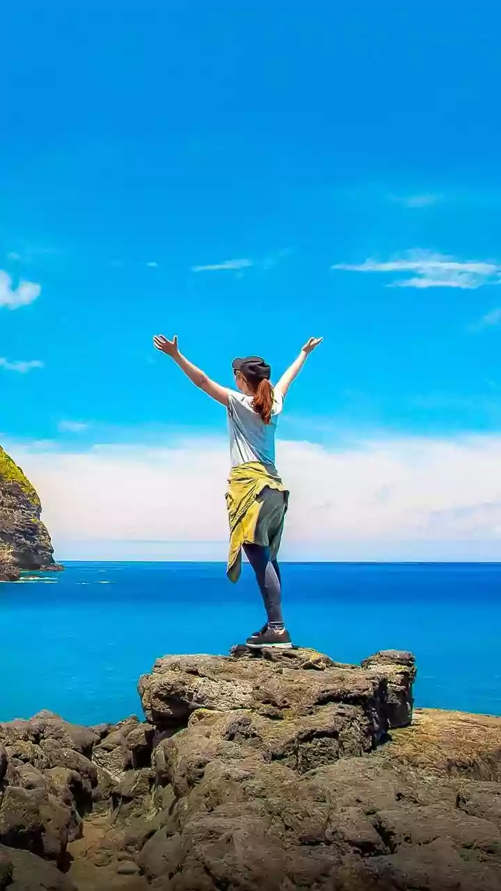 Budget Wellness Hostels In Varkala: Affordable Cliffside Stays For Solo Female Travellers