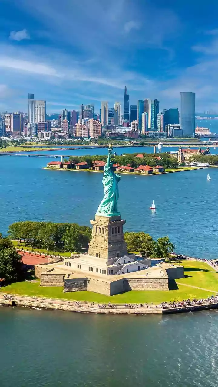 Entering The US? Visa-Waiver Visitors May Soon Need To Submit DNA, IP Address, Biometrics