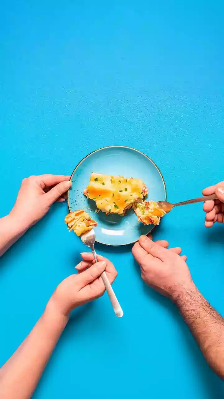 ‘You Have A Good Heart, My Man’: Video Of Man Welcoming A Stranger To Share Food With Him Goes Viral - Here's What Happened