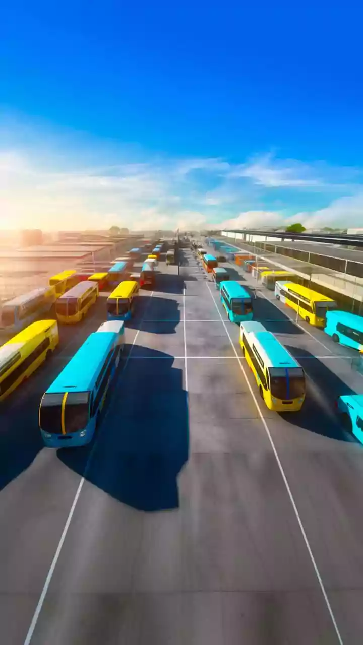 Six killed after truck collides with bus in Karnataka, most victims charred to death: Police