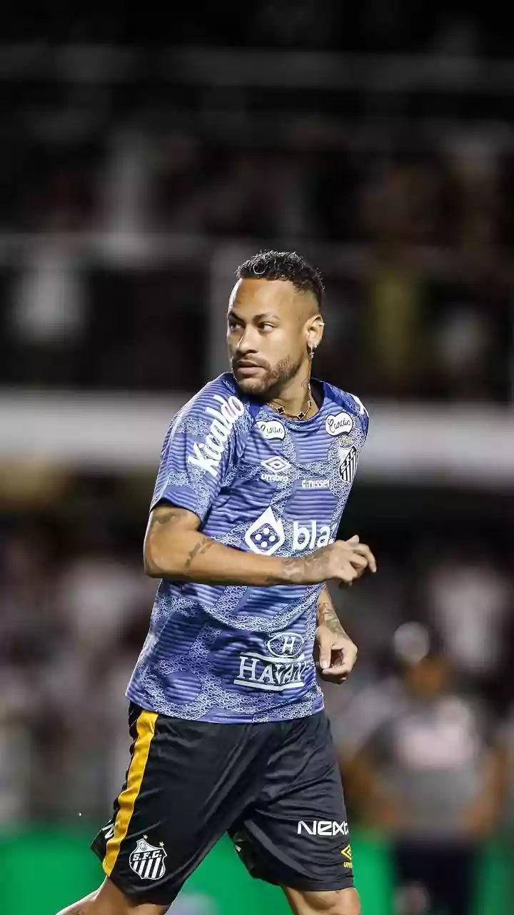Neymar pede desculpas públicas a Robinho Jr. após confusão em treino