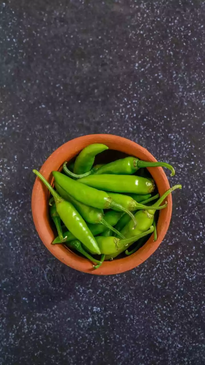 Growing Thai Chillies In Pots In Context: Growing Chillies In A Sunny Balcony