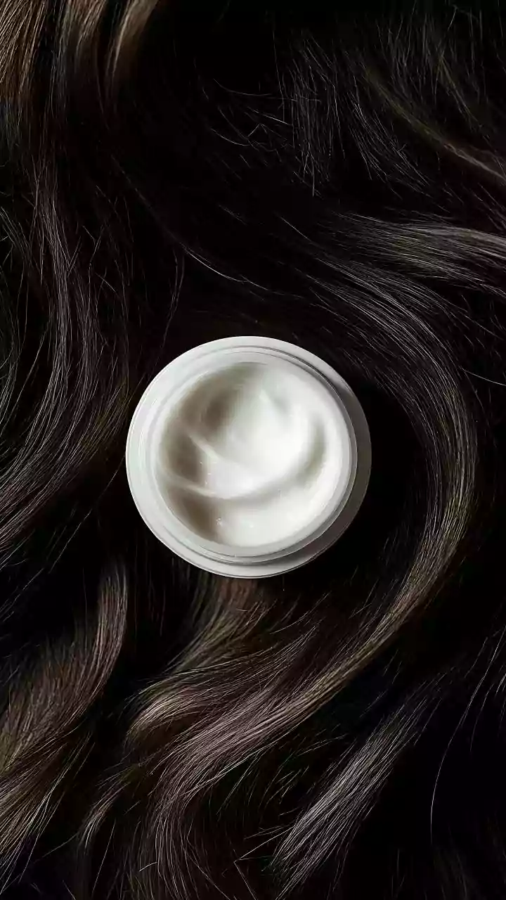 Unlock Healthy Hair: 7 Essential Scalp Cleansing Secrets for a Dandruff-Free You!