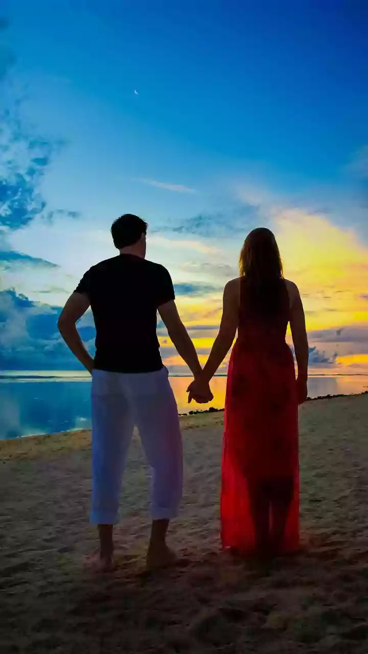 Love Bombing: Deciphering Intense Affection from Genuine Love