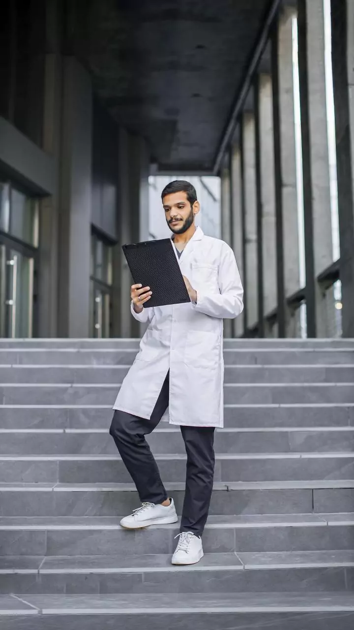 Andhra posts over 780 PG doctors as senior residents for mandatory one-year service