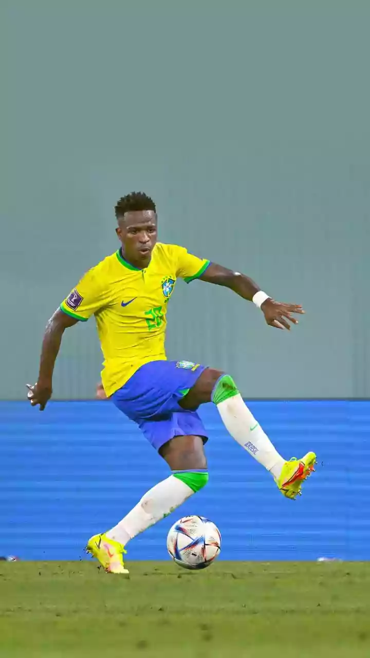 Brasil deve repetir oito titulares do time de 2022 na estreia da Copa