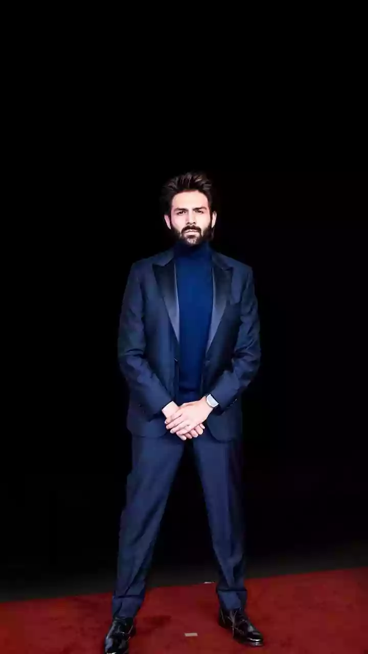 Kartik Aaryan Raises Style Quotient At Tu Meri Main Tera Main Tera Tu Meri Trailer Launch