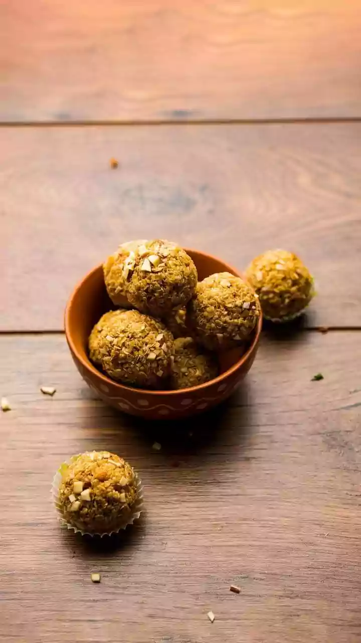 Makar Sankranti Delights: Til Ke Ladoo Recipe