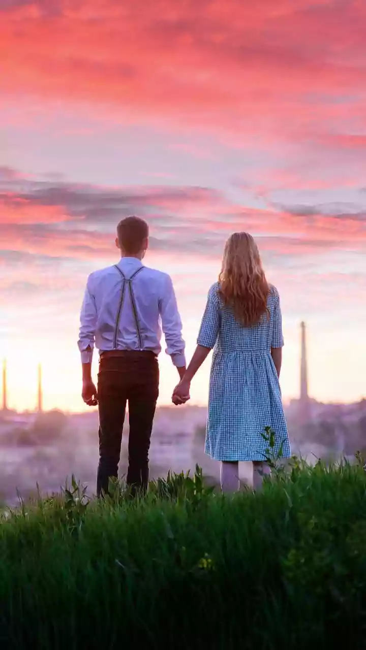 8 Iconic On-Screen Duos: Romance Lives On!