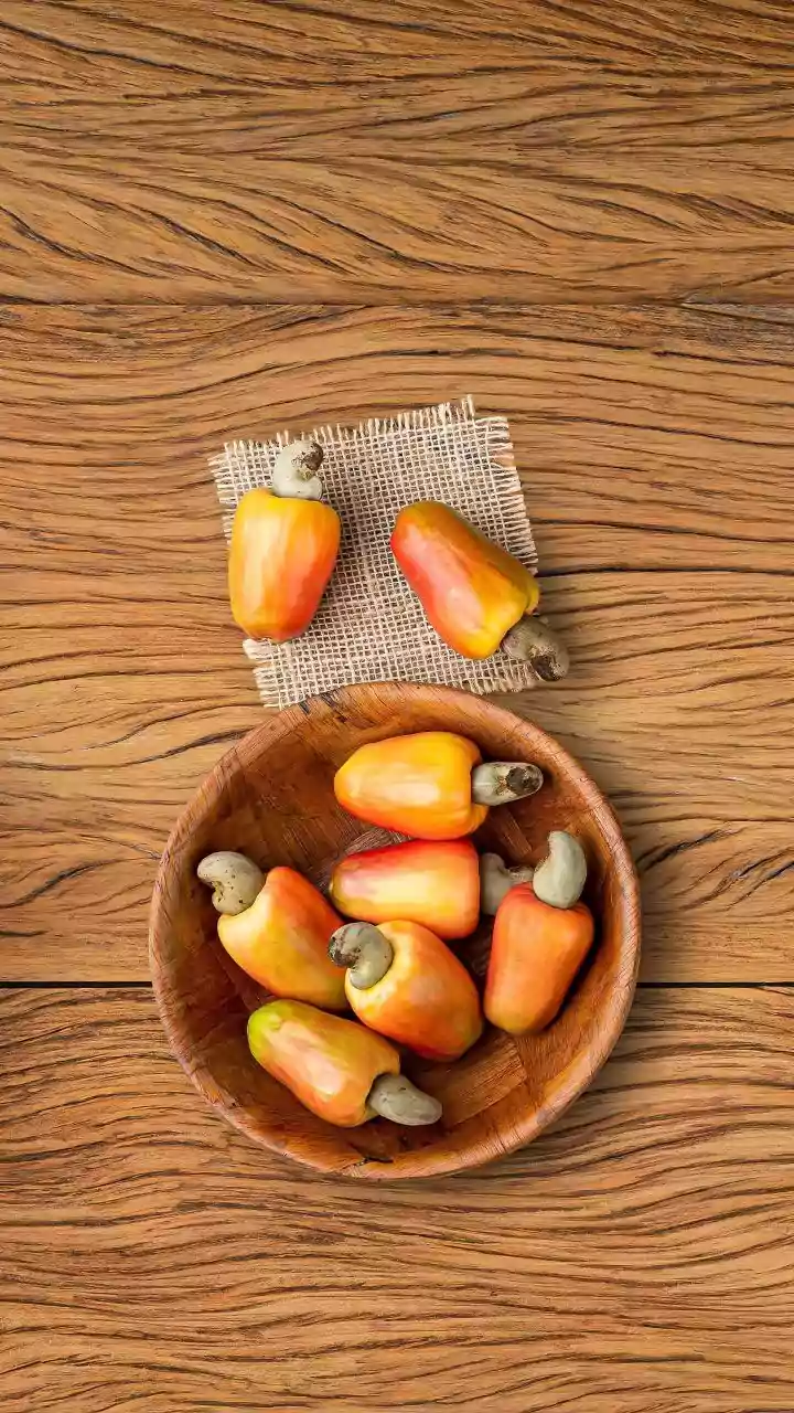 Bollywood Buzz: Top 5 Winter Snacks for Flavor & Health!