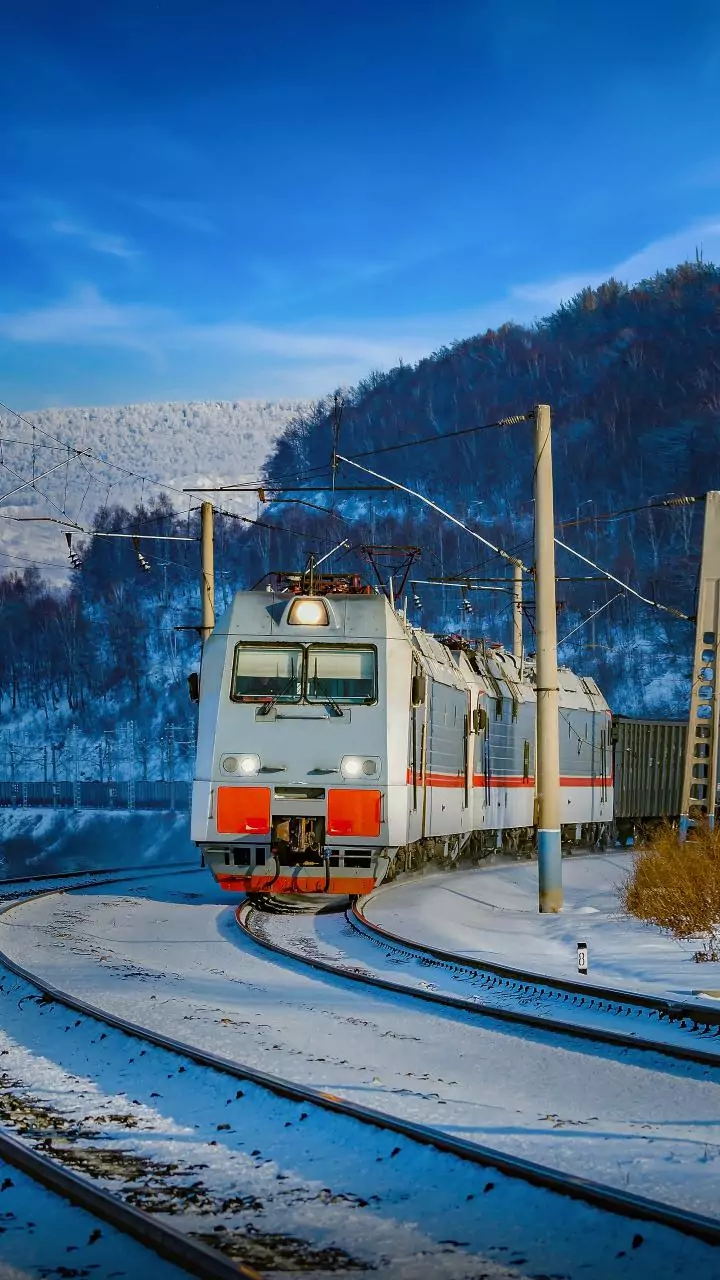 Indian Railways achieves 99.6% broad gage electrification, Ashwini Vaishnaw says