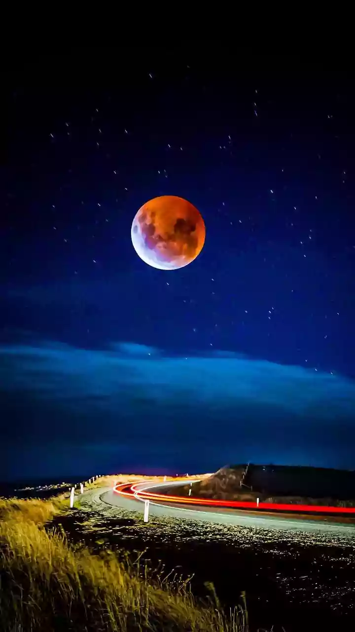 Total Lunar Eclipse 2026: Witness the Mesmerizing Blood Moon in India!