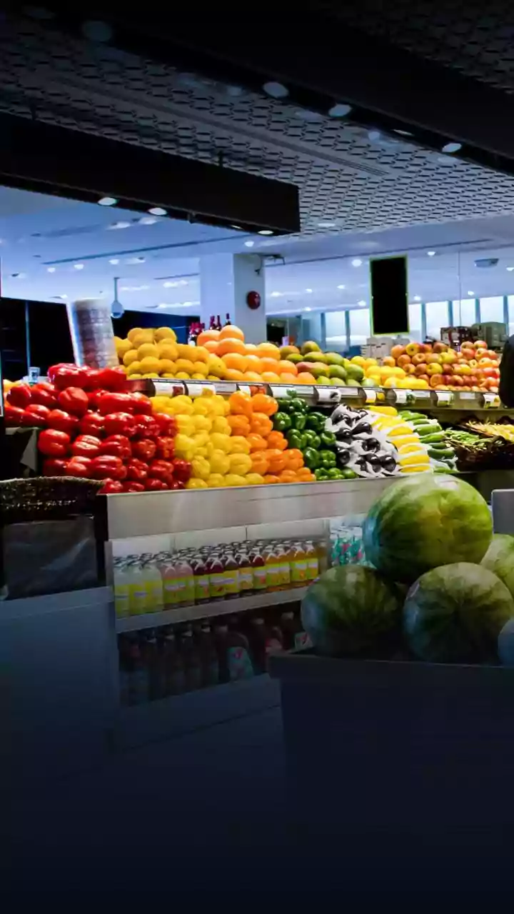 Summer Skin Secrets: The Ultimate Guide to Fruits vs. Veggies for a Radiant Glow