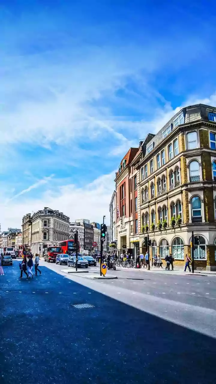 London Calling: Your First-Timer's Guide to the City