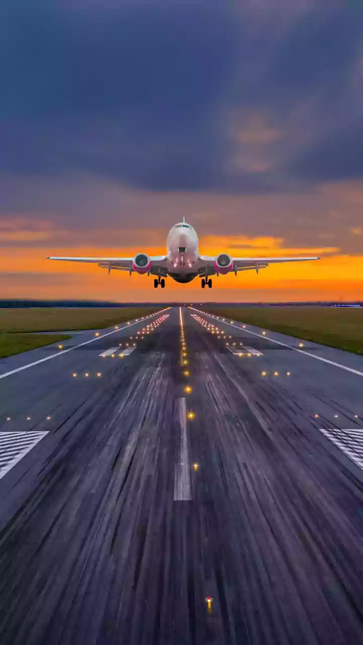 Bomb threat on tissue paper in IndiGo flight forces emergency landing at Lucknow airport