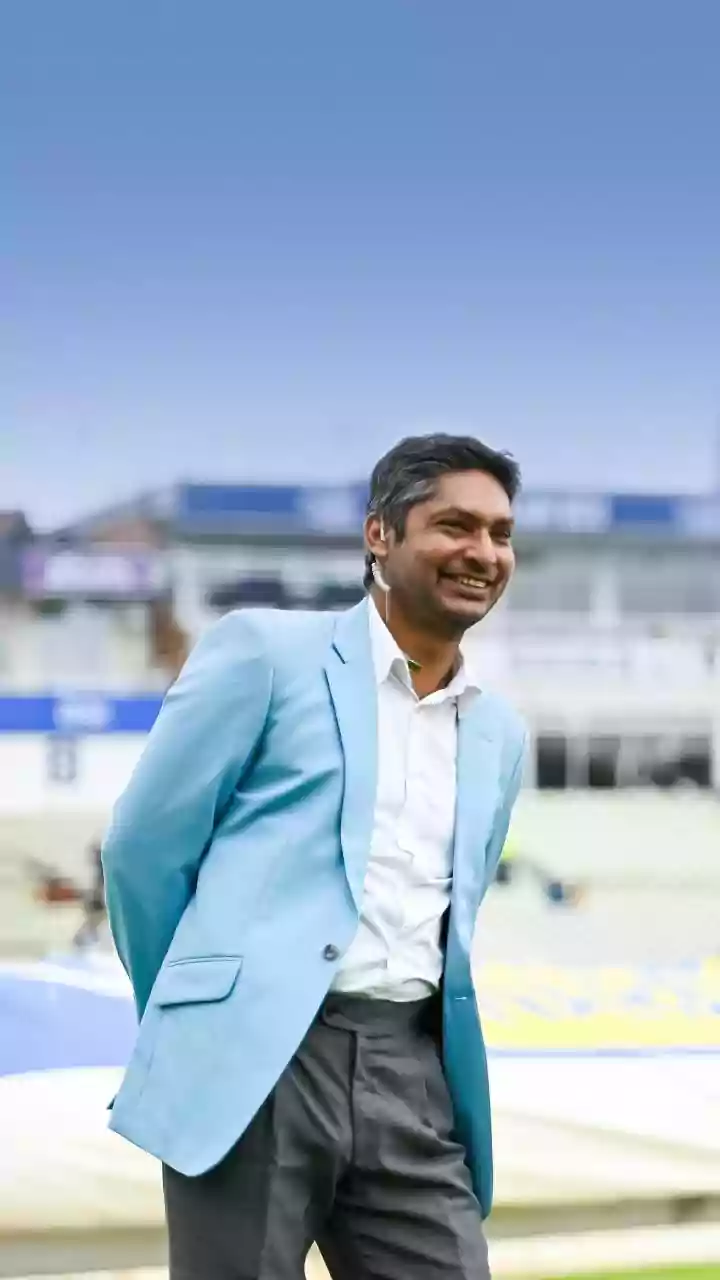 Kumar Sangakkara accuses Ryanair staff of discrimination and threatening behaviour